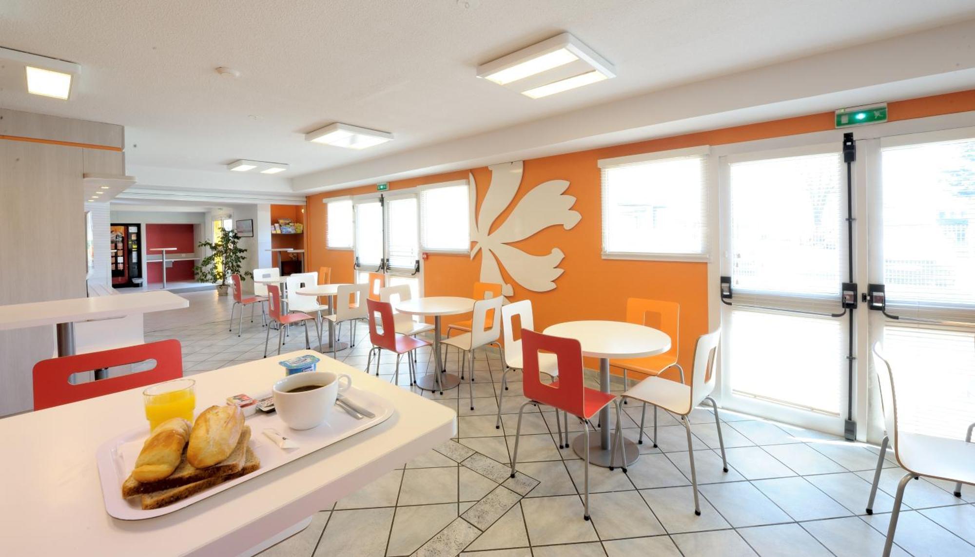 Hotel Kennedy Parc Des Expositions Tarbes Dış mekan fotoğraf