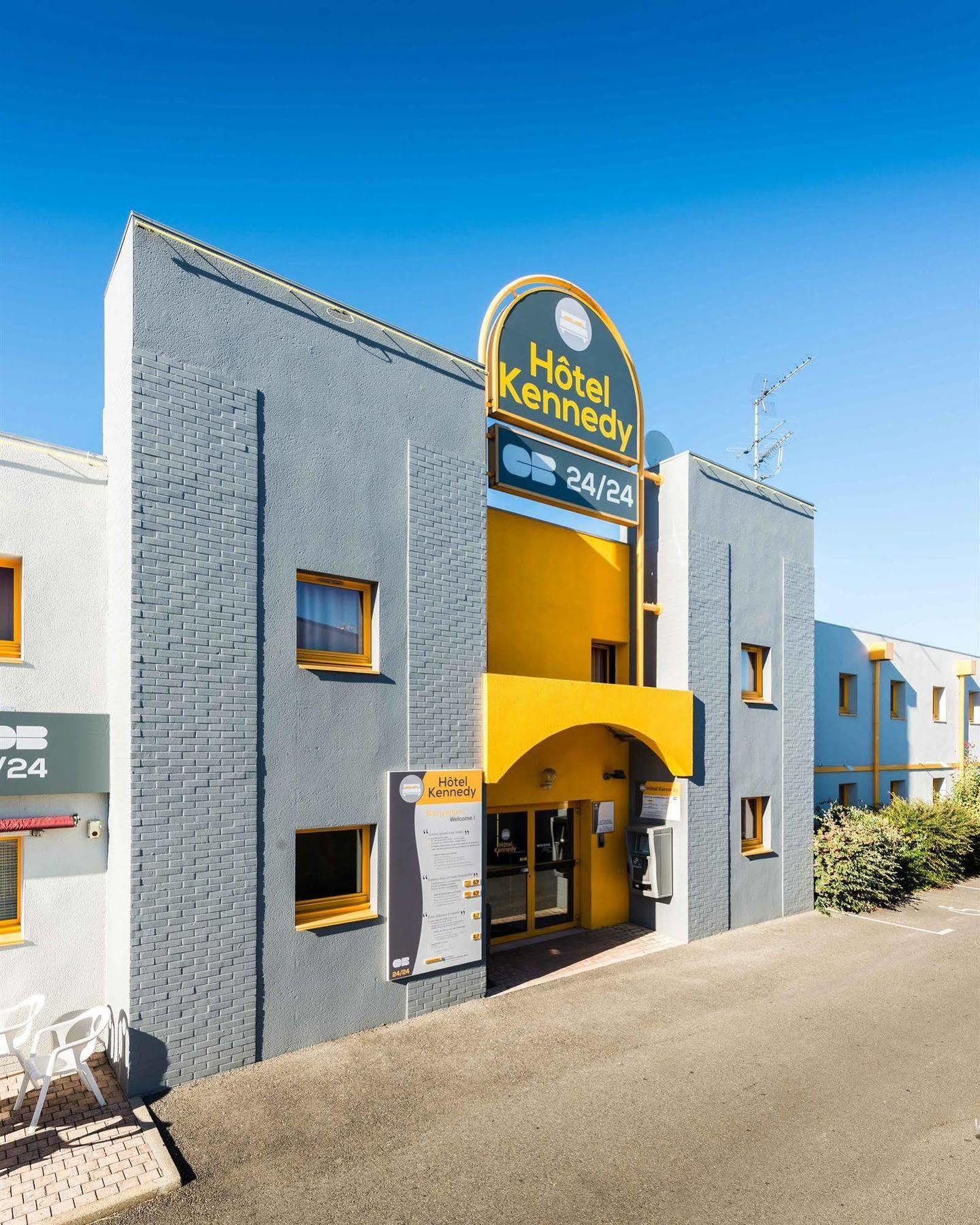 Hotel Kennedy Parc Des Expositions Tarbes Dış mekan fotoğraf