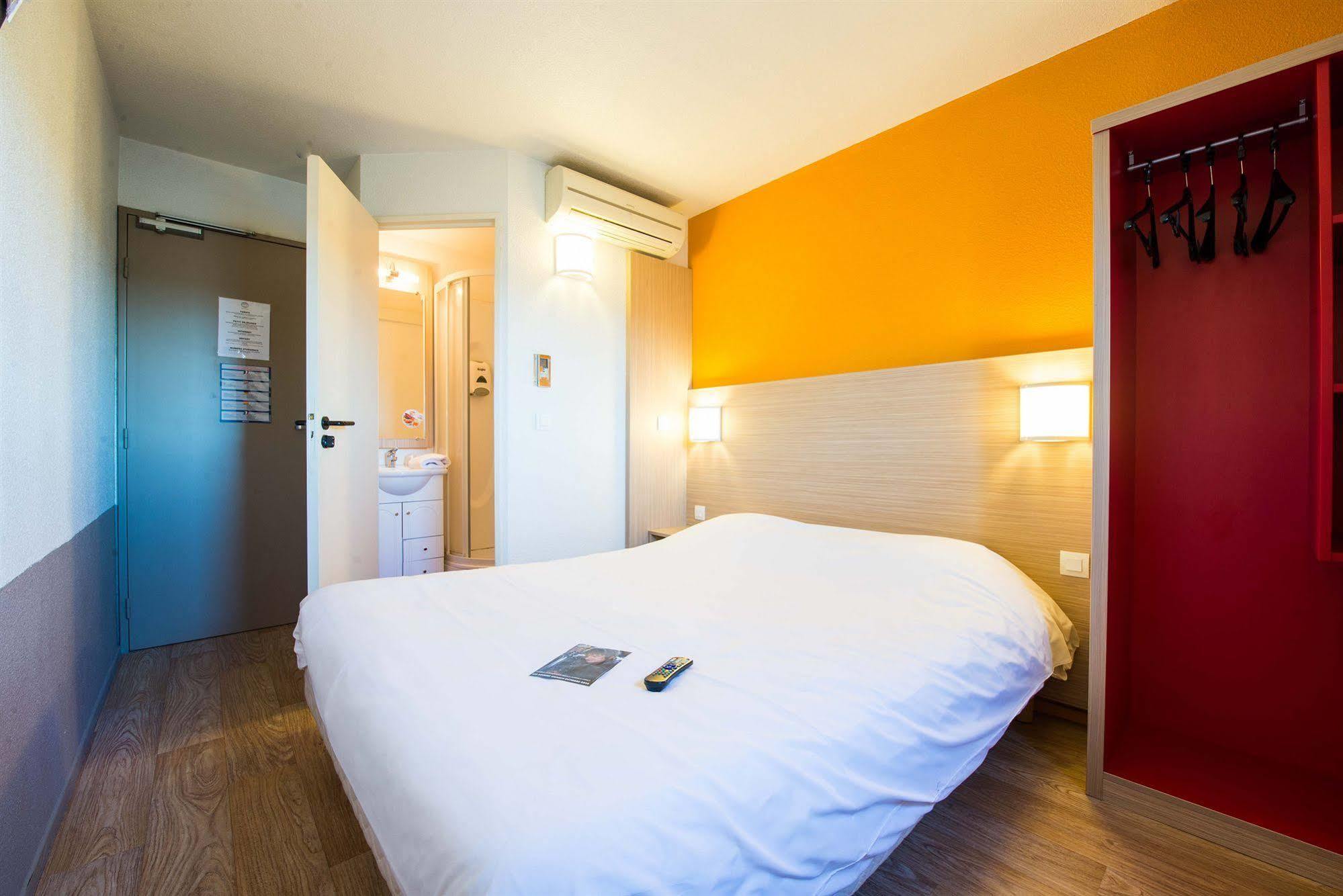 Hotel Kennedy Parc Des Expositions Tarbes Dış mekan fotoğraf